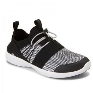 NWT Vionic Alaina Sneaker - Size 6.5